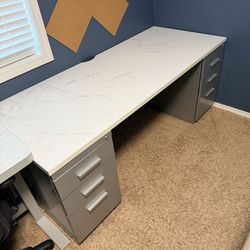 Work desk