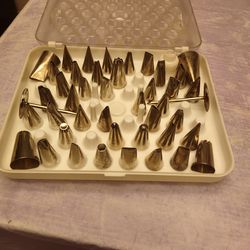 Decorating tips. By Wilson's