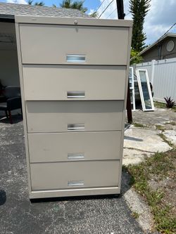 Files cabinet