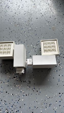 luminarias LED para riel (track lights) o spots LED para riel.