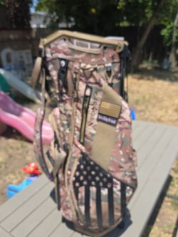 Sun mountain C-130 military style Golf bag.