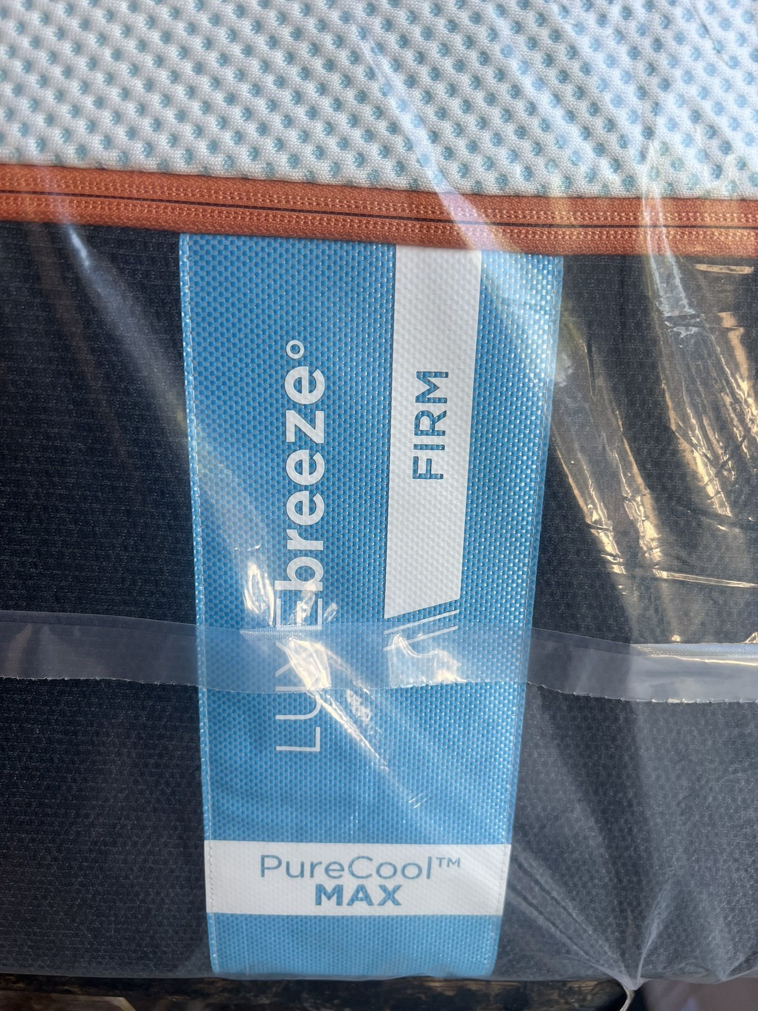 New King Size Tempurpedic Mattress
