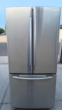 REFRIGERATOR SAMSUNG 32 WIDE COUNTER DEEP