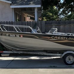2005 CRESTLINER 14 With 25 Hp Four Stroke. Power Trim, Bimini Top, Fishfinder. Clean Boat.