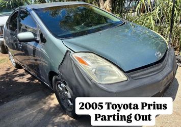 TOYOTA PRIUS ALL PARTS AVAILABLE! PARTING OUT! ALL PARTS AVAILABLE!