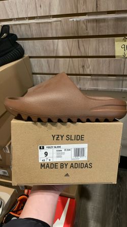 Yeezy Slide Flax 9M