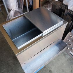 22"×15" STAINLESS STEEL ICE BIN with COLD PLATE & LID COVER and 22" SPEED RAIL 