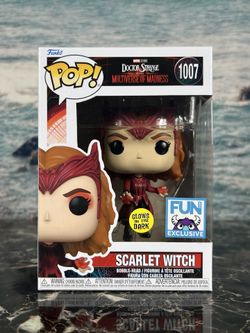 Funko Pop Scarlet Witch (glow)