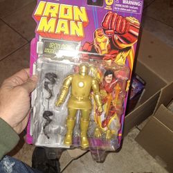 Marvel Legends Iron Man$10 Brand New Pickup Only
