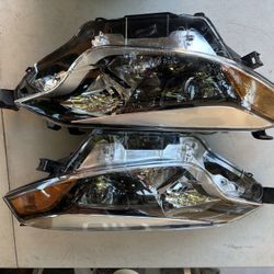 Toyota Corolla sedan headlight year 2014 to 2016