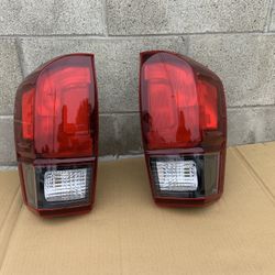 Tail Lights Toyota Tacoma 2016-23