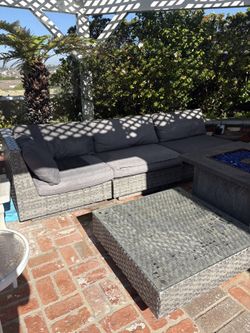 Outdoor Sectional With Fire Pit