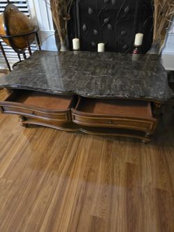 Coffee Table And End Tables For Sale
