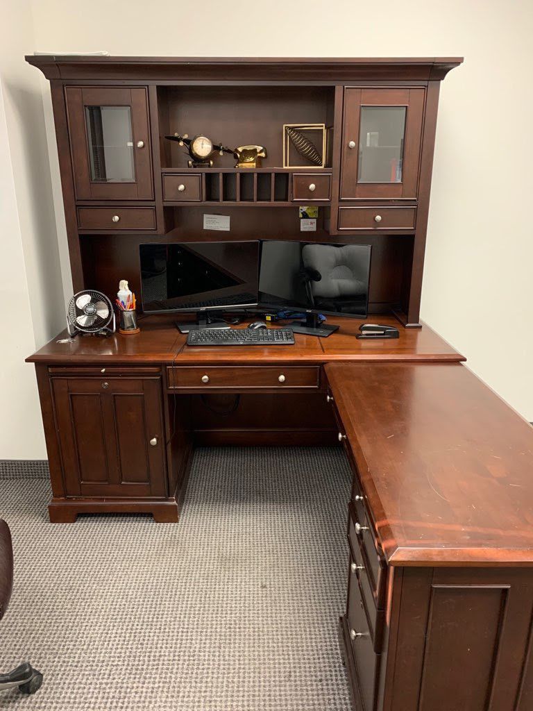 3 formal office desk setups make a reasonable offer