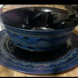 2 Pieces Arcoroc France Black Blue 12 In Chop Plate Platter And Bowl