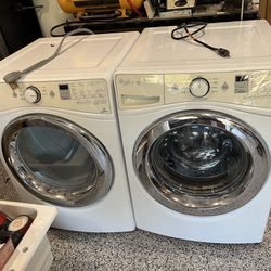 Whirlpool Duet Washer And Dryer