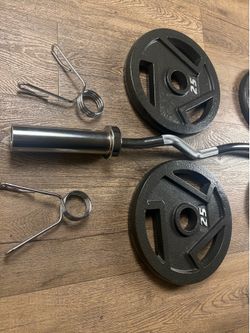 Beautiful BRAND NEW Curl Bar With Pair Of 25s And 10s   All BRAND NEW in cardboard tube/box.  Need Better Price$$$  I recommend that you look for used