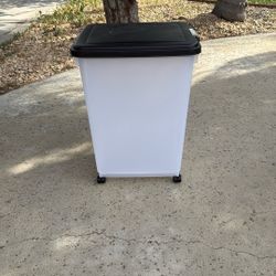 Dog Food Container