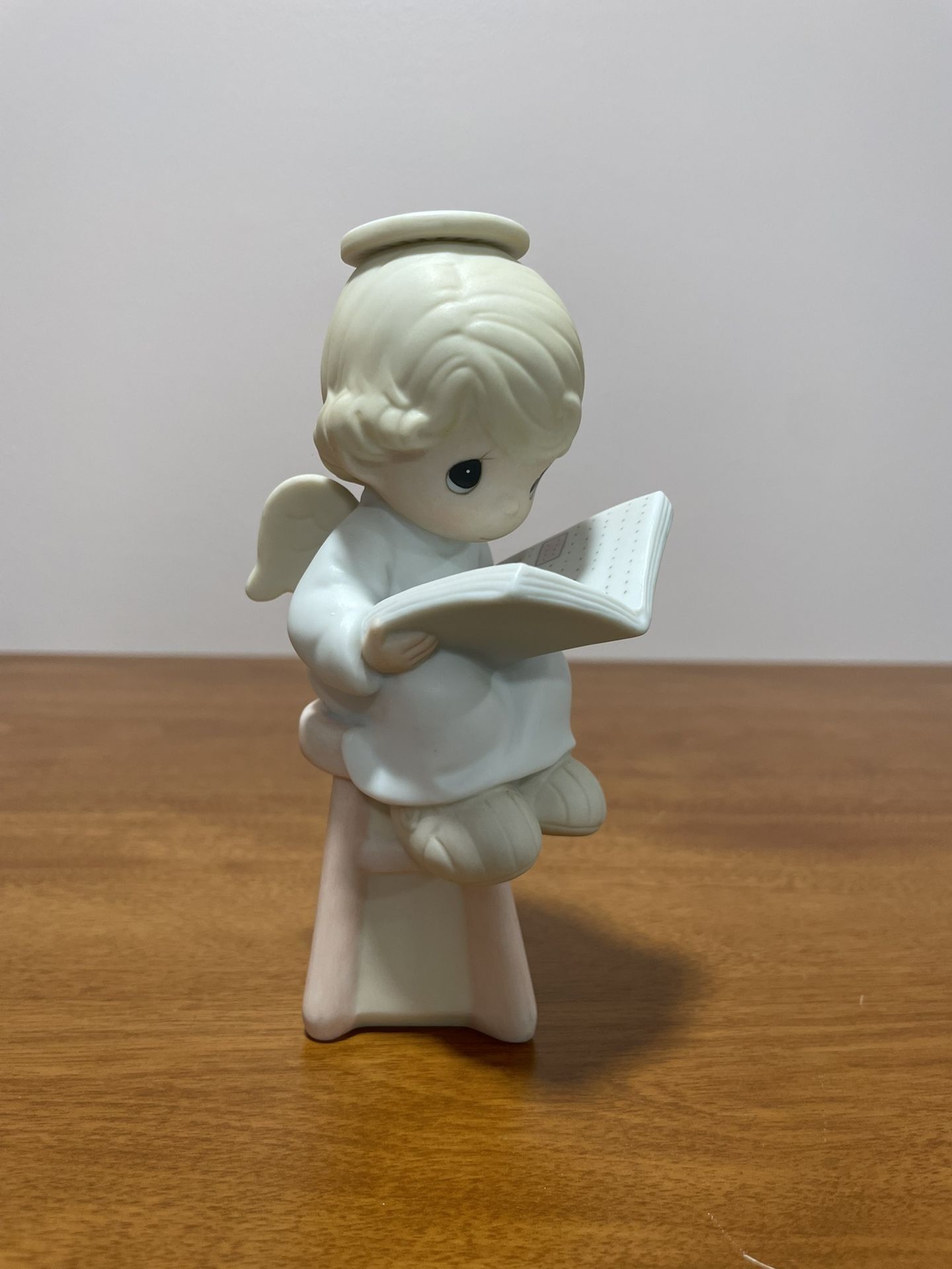 Precious Moments “Sitting Pretty”