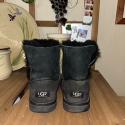Black Ugg Boots