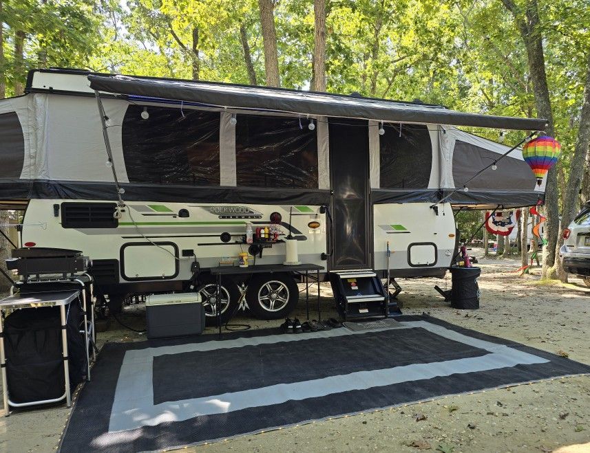 2020 ROCKWOOD HW296