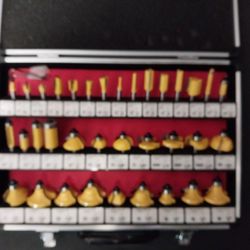35 Piece Router Bit Set