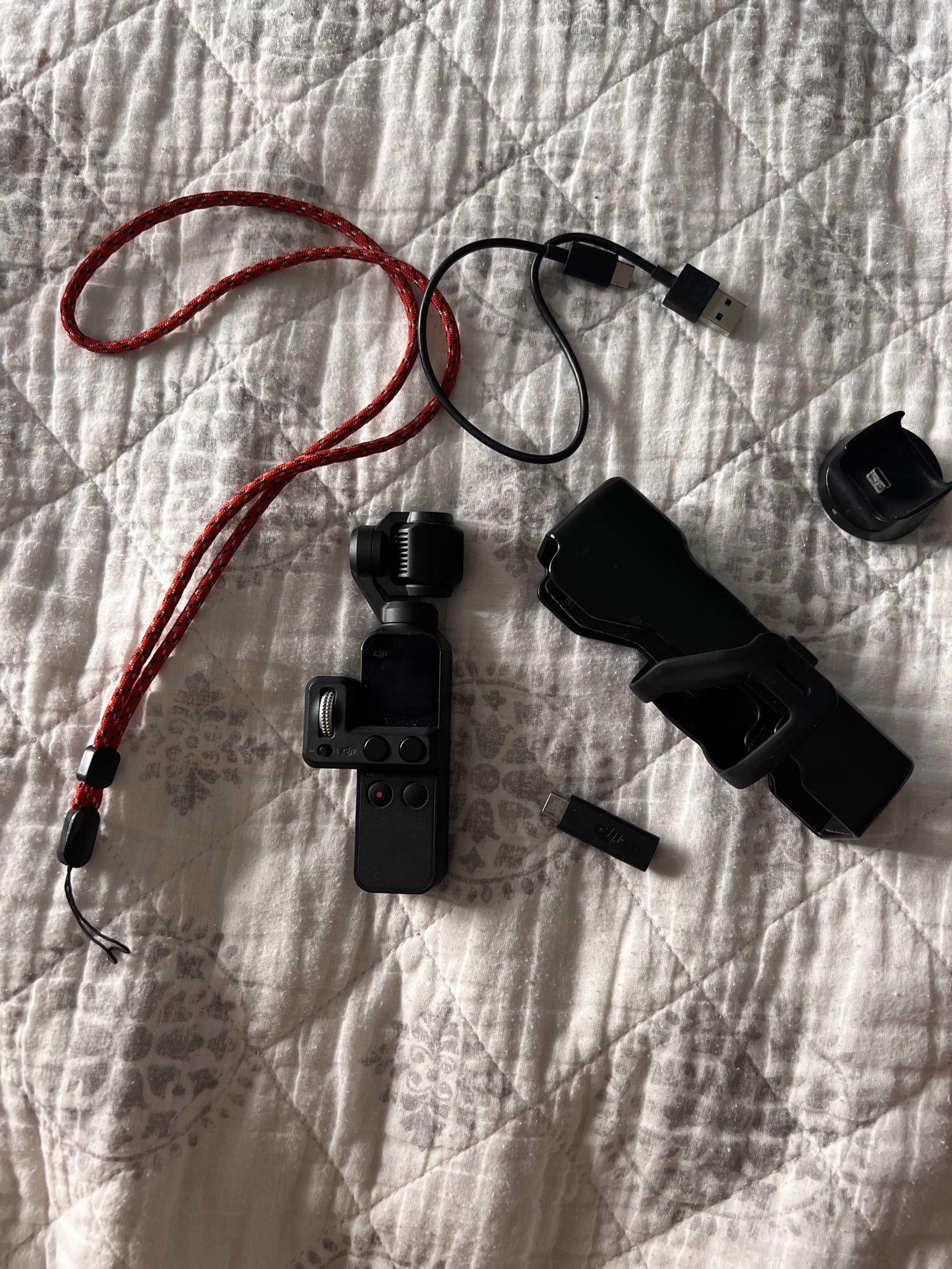 DJI OSMO POCKET 1 with accessories