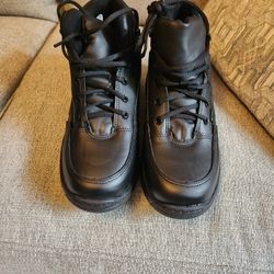 Mens Reebok Boots New Size 10.5