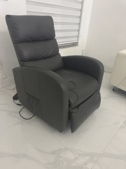 Recliner With Massage & Heat