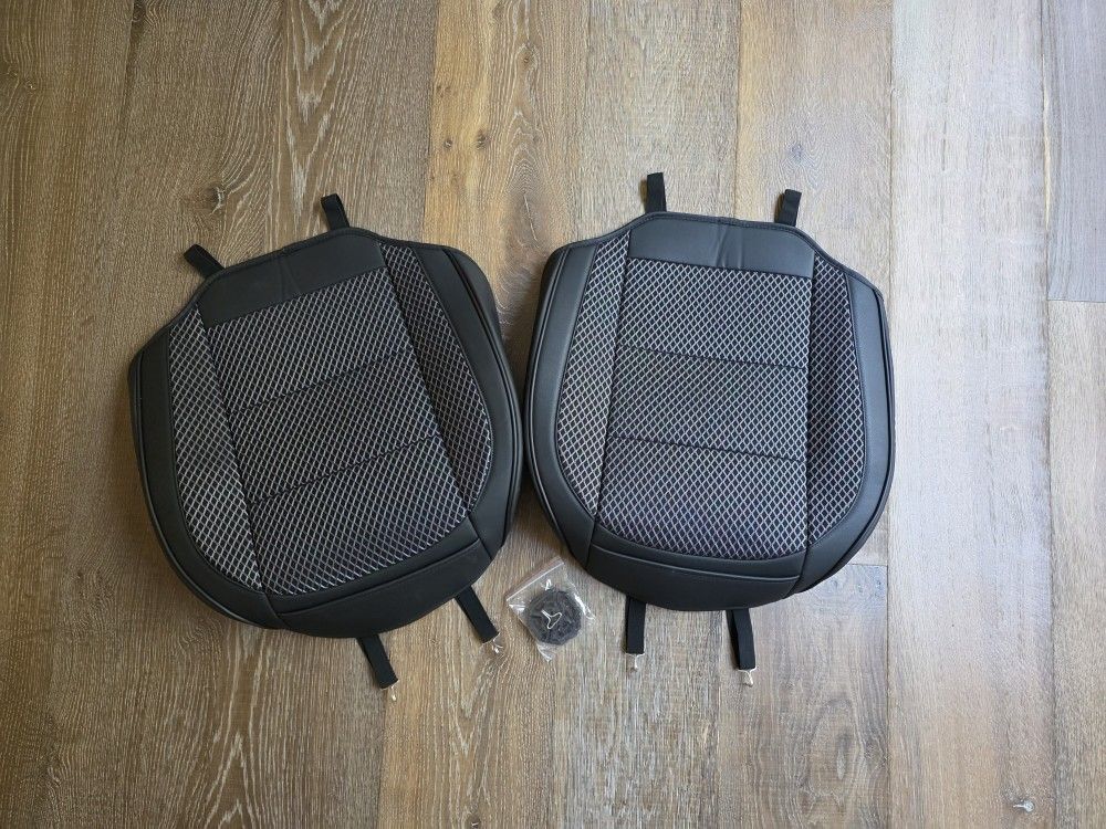 Set of 2 Car Seat Covers, Like New