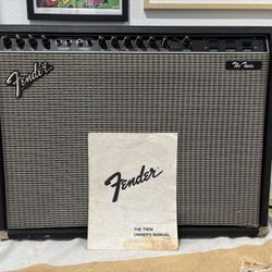 Fender “The Twin” Twin Reverb Electric Guitar Amp Amplifier
