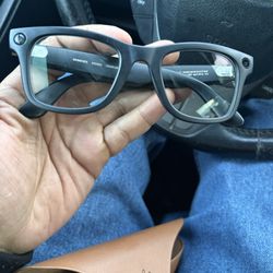 Meta Glasses 