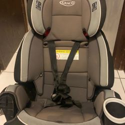 Graco Car Seat missing one Cup Holder Price 30$. Pick. E. 72 and Grand View E Tacoma 