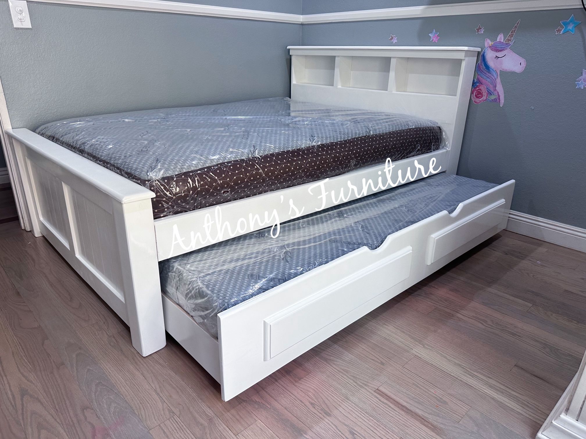 White Full Bed With Trundle And Mattresses