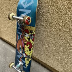Complete Skateboard Toy Machine 7.75”
