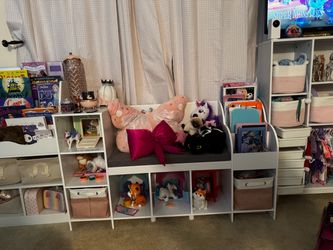 Kids Bookshelf and Cubby w/ Reading Nook
