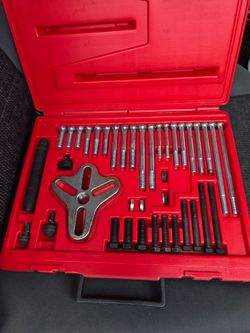Snap-on bolt grip puller set