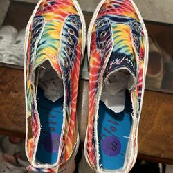 New shoes size 8 1/2