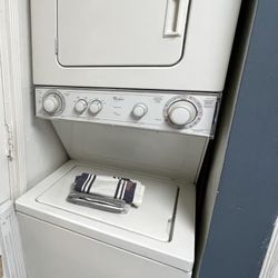 Whirlpool Electric Stacked Washer And Dryer