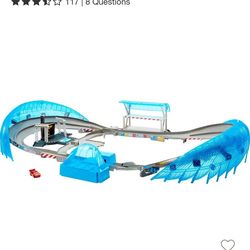 Disney Cars Ultimate Speedway Race Track