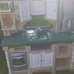 Free Kids Kitchen Stove