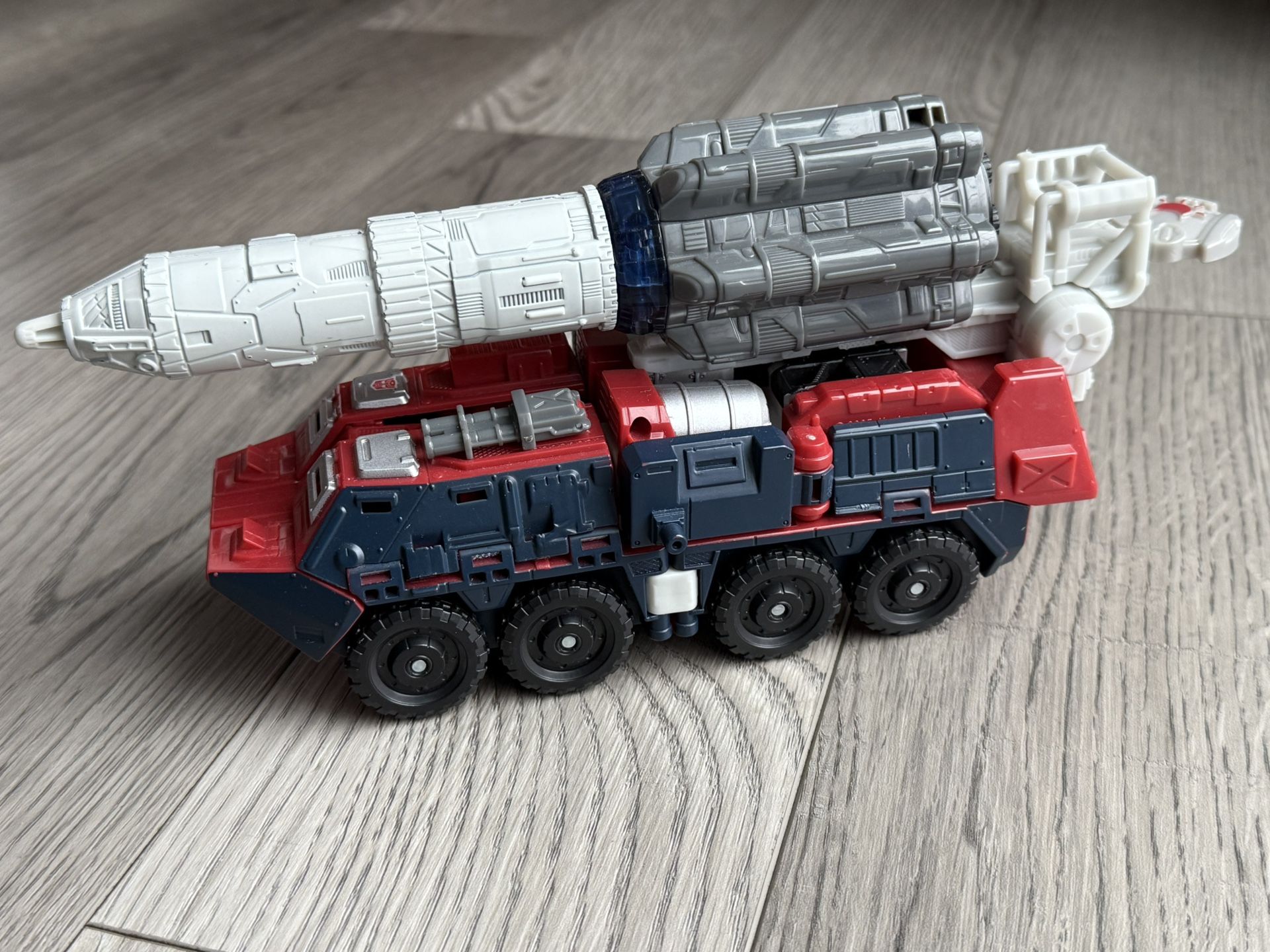 Transformers Autobot Countdown Complete Toys ‘R’ Us Exclusive 2009