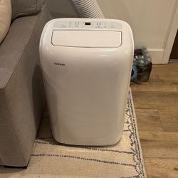 AC Window Unit