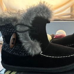 Natural Reflection Gracie Women's Black Suede Slip On Boots,