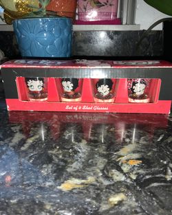 BETTY BOOP Set of Four Shot Glasses