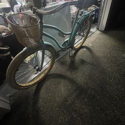 Old School Retro Huffy Bike