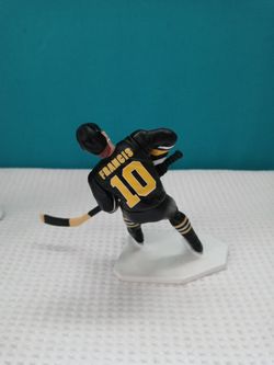 NHL Ron Francis Pittsburgh Penguins Starting Lineup Action Figure 1996.