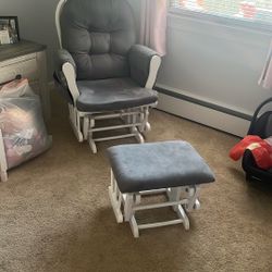 Graco Rocking Chair