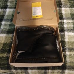 Dr Martin Boots