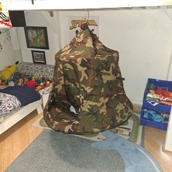 Toddler hanging tent